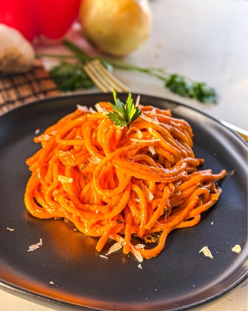 Creamy Roasted Pepper Pasta